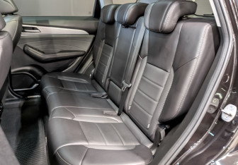 Подержанный автомобиль Haval F7 2023 года (12 фото)