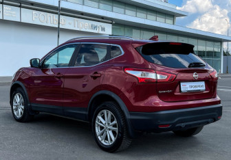 Подержанный автомобиль Nissan Qashqai 2018 года (7 фото)