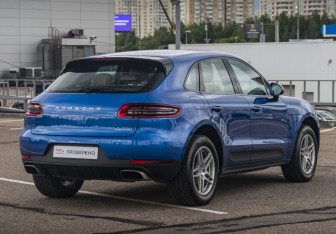 Подержанный автомобиль Porsche Macan 2016 года (5 фото)