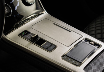 Подержанный автомобиль Exeed TXL 2023 года (18 фото)