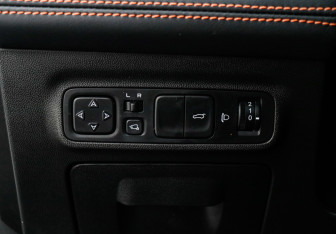 Подержанный автомобиль Changan UNI-K 2023 года (21 фото)