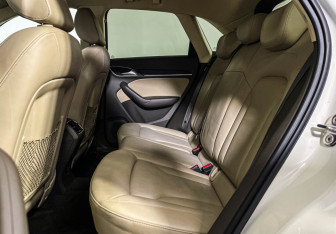 Подержанный автомобиль Audi Q3 2013 года (10 фото)