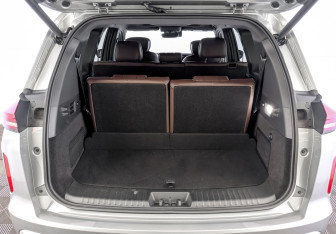 Подержанный автомобиль Exeed VX 2023 года (27 фото)