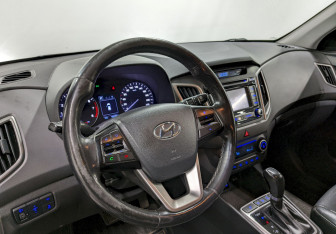 Подержанный автомобиль Hyundai Creta 2016 года (13 фото)