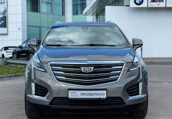 Подержанный автомобиль Cadillac XT5 2019 года (2 фото)