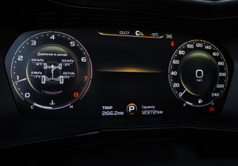 Подержанный автомобиль Geely Tugella 2021 года (10 фото)