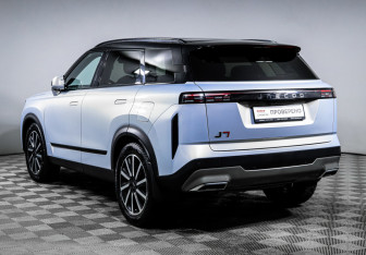 Подержанный автомобиль Jaecoo J7 2023 года (7 фото)