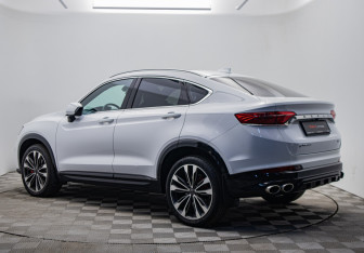 Подержанный автомобиль Geely Tugella 2024 года (7 фото)