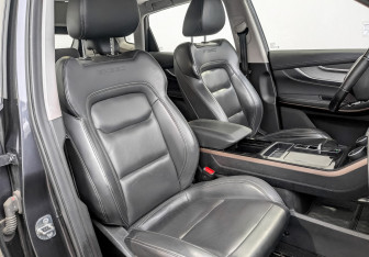 Подержанный автомобиль Exeed LX 2022 года (23 фото)