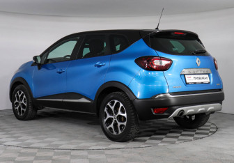 Подержанный автомобиль Renault Kaptur 2017 года (7 фото)