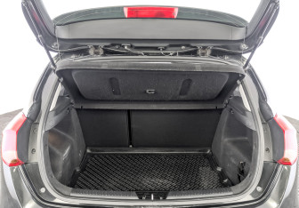 Подержанный автомобиль Kia Ceed Hatchback 2018 года (9 фото)