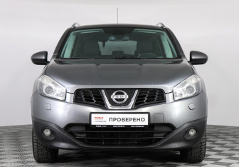 Подержанный автомобиль Nissan Qashqai 2011 года (2 фото)