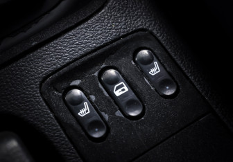 Подержанный автомобиль Nissan Primera Sedan 2005 года (16 фото)