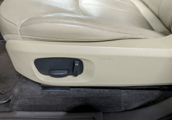 Подержанный автомобиль Land Rover Range Rover Evoque 2018 года (15 фото)