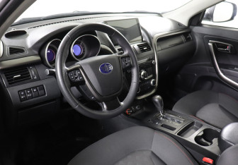 Подержанный автомобиль FAW Besturn X80 2017 года (10 фото)