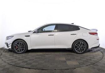 Подержанный автомобиль Kia Optima Sedan 2018 года (8 фото)