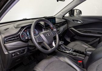 Подержанный автомобиль Москвич 3 2023 года (16 фото)