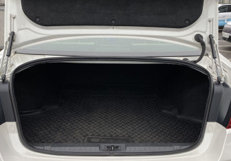 Подержанный автомобиль Subaru Legacy Sedan 2019 года (9 фото)