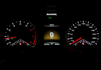 Подержанный автомобиль Haval Jolion 2023 года (13 фото)