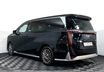 Подержанный автомобиль GAC M8 2024 года (7 фото)