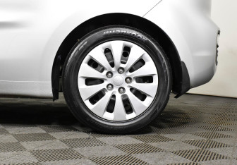 Подержанный автомобиль Kia Ceed Hatchback 2014 года (8 фото)