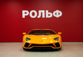 Подержанный автомобиль Lamborghini Aventador Coupe 2017 года (2 фото)
