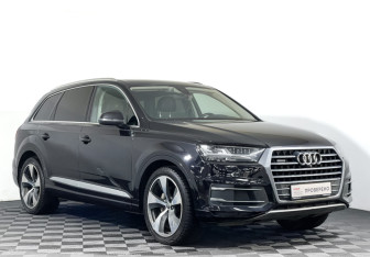 Подержанный автомобиль Audi Q7 2016 года (21 фото)