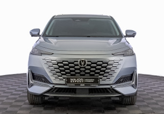 Подержанный автомобиль Changan UNI-K 2023 года (2 фото)