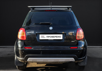 Подержанный автомобиль Suzuki SX4 Hatchback 2010 года (5 фото)