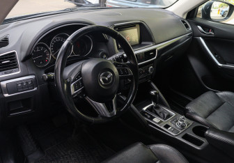 Подержанный автомобиль Mazda CX-5 2015 года (12 фото)