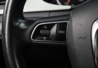 Подержанный автомобиль Audi A4 Wagon 2010 года (18 фото)