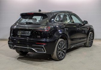 Новый Hongqi HS5 2024 (2 фото)