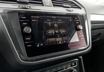 Подержанный автомобиль Volkswagen Tiguan 2017 года (27 фото)