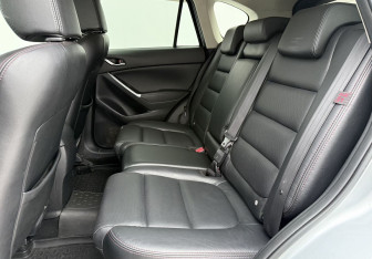 Подержанный автомобиль Mazda CX-5 2015 года (11 фото)