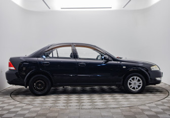 Подержанный автомобиль Nissan Almera Classic 2007 года (6 фото)
