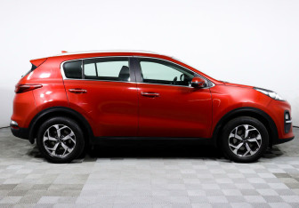 Подержанный автомобиль Kia Sportage 2020 года (4 фото)