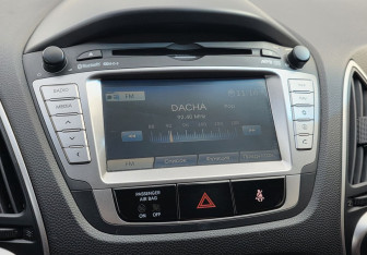 Подержанный автомобиль Hyundai ix35 2012 года (13 фото)