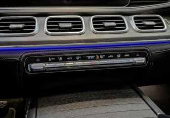Подержанный автомобиль Mercedes-Benz GLE 2019 года (21 фото)