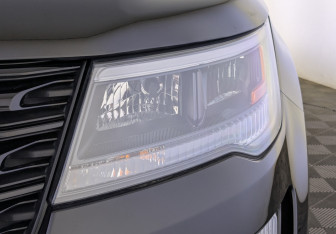 Подержанный автомобиль Ford Explorer 2016 года (11 фото)