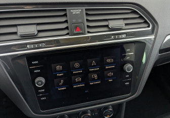 Подержанный автомобиль Volkswagen Tiguan 2018 года (29 фото)