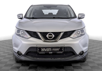 Подержанный автомобиль Nissan Qashqai 2018 года (2 фото)