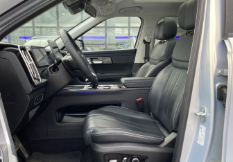 Подержанный автомобиль Jaecoo J7 2023 года (16 фото)