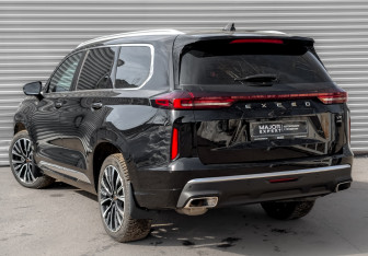 Подержанный автомобиль Exeed VX 2023 года (7 фото)