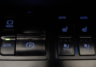 Подержанный автомобиль Lexus RX 2021 года (18 фото)