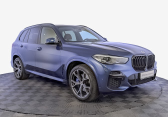 Подержанный автомобиль BMW X5 2023 года (3 фото)