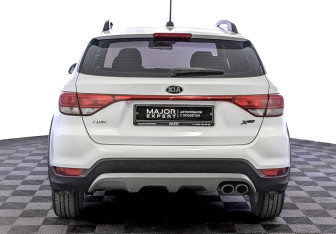 Подержанный автомобиль Kia Rio Hatchback 2019 года (6 фото)