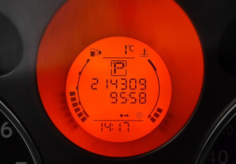 Подержанный автомобиль Nissan X-Trail 2008 года (20 фото)