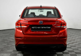 Подержанный автомобиль Changan Alsvin 2023 года (4 фото)