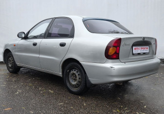 Подержанный автомобиль ЗАЗ Chance Sedan 2010 года (7 фото)