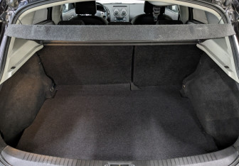 Подержанный автомобиль Nissan Qashqai 2011 года (10 фото)